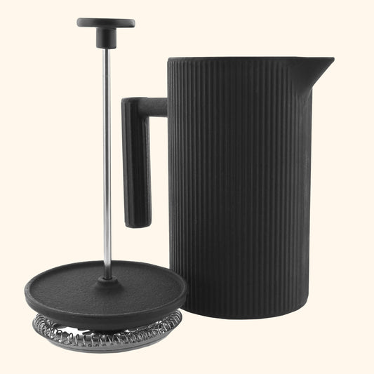 Gusskaffeekanne mit Filter